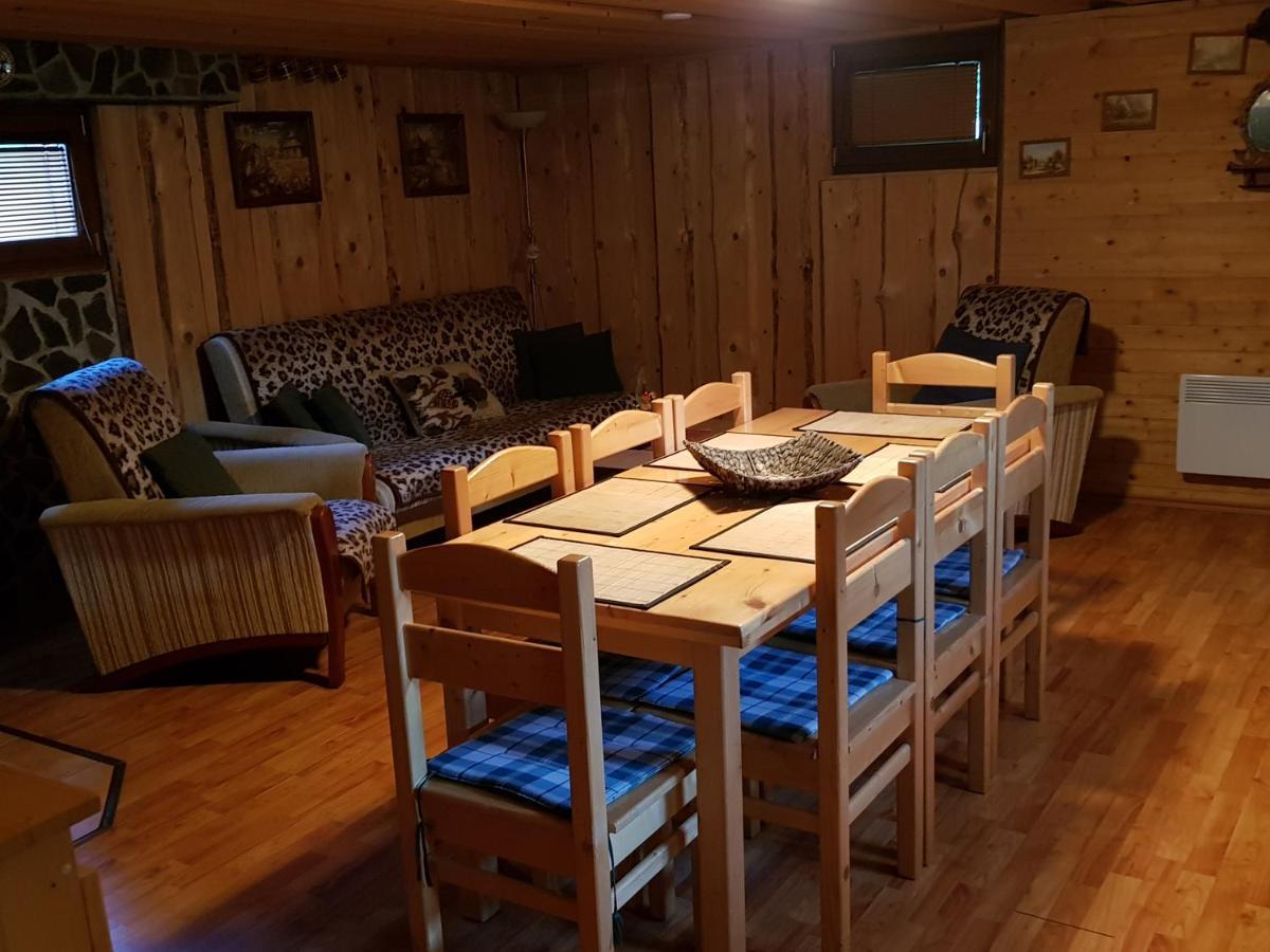 Chata pod skalou Valaská Exteriér fotografie