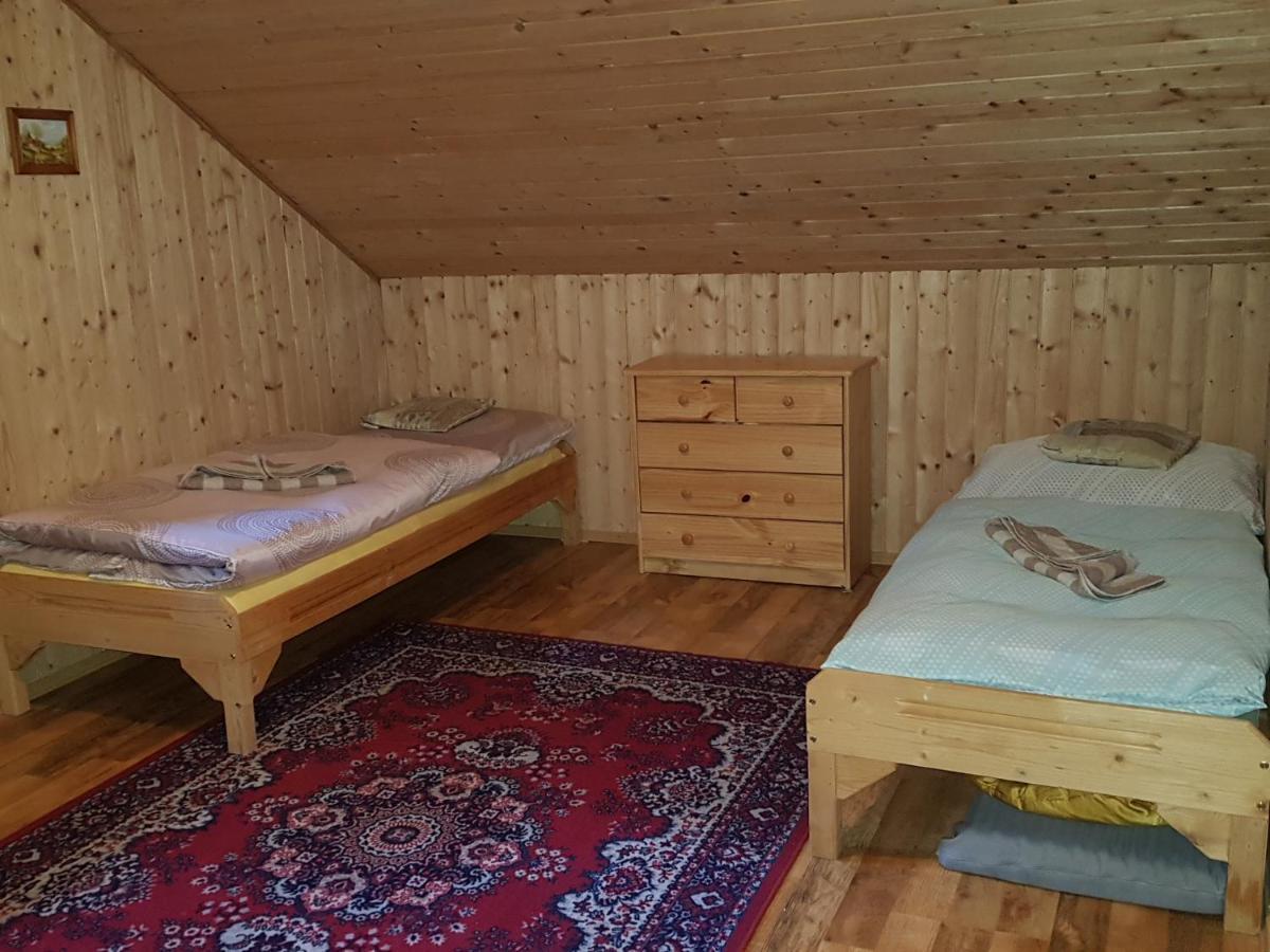 Chata pod skalou Valaská Exteriér fotografie